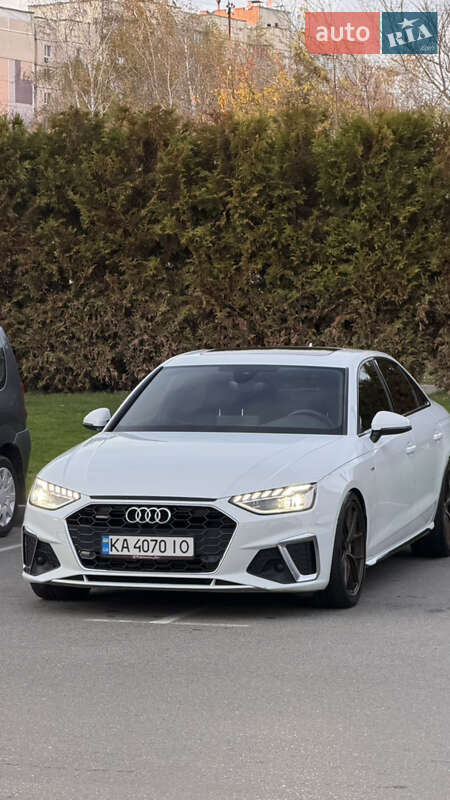 Седан Audi A4 2020 в Києві