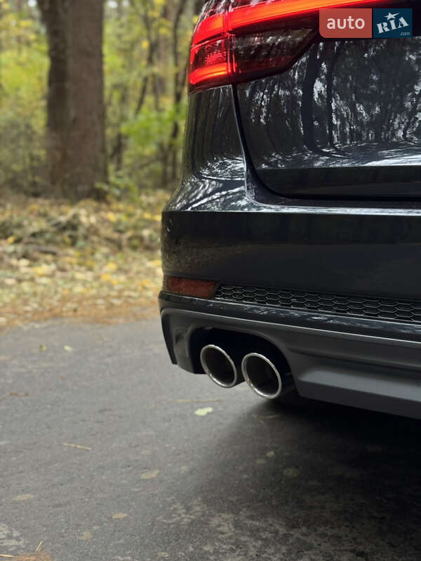 Универсал Audi A4 2017 в Киеве фото 10 Универсал Audi A4 2017 в Киеве