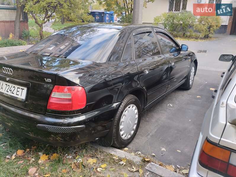 Седан Audi A4 1997 в Києві