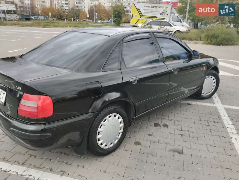 Седан Audi A4 1997 в Києві