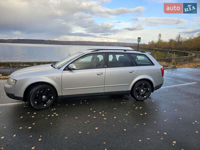 Універсал Audi A4 2002 в Бурштині