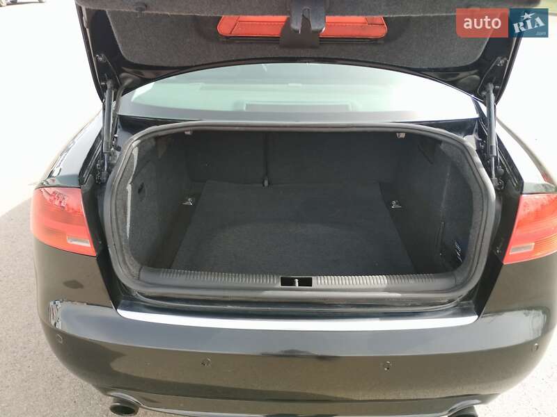 Седан Audi A4 2007 в Дубно