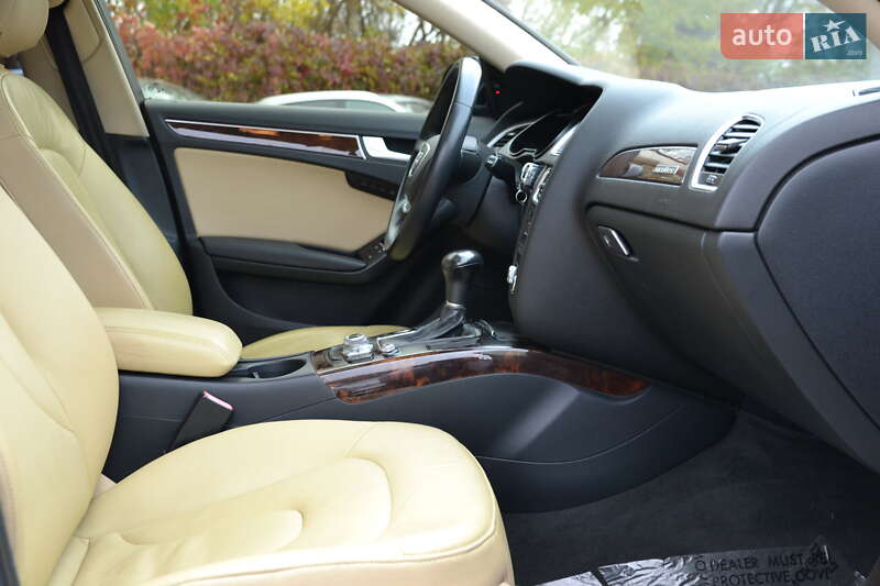 Седан Audi A4 2014 в Луцке