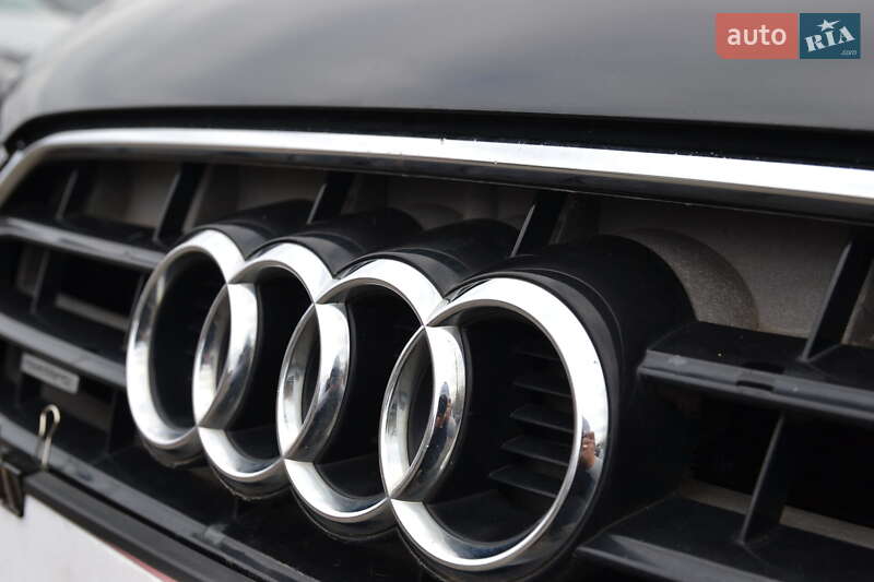 Седан Audi A4 2014 в Луцке