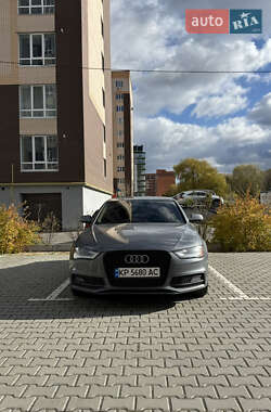 Седан Audi A4 2014 в Хмельницькому