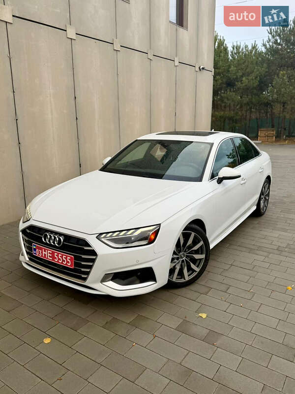 Седан Audi A4 2020 в Луцке