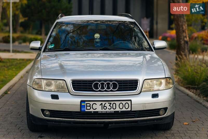 Універсал Audi A4 2001 в Львові