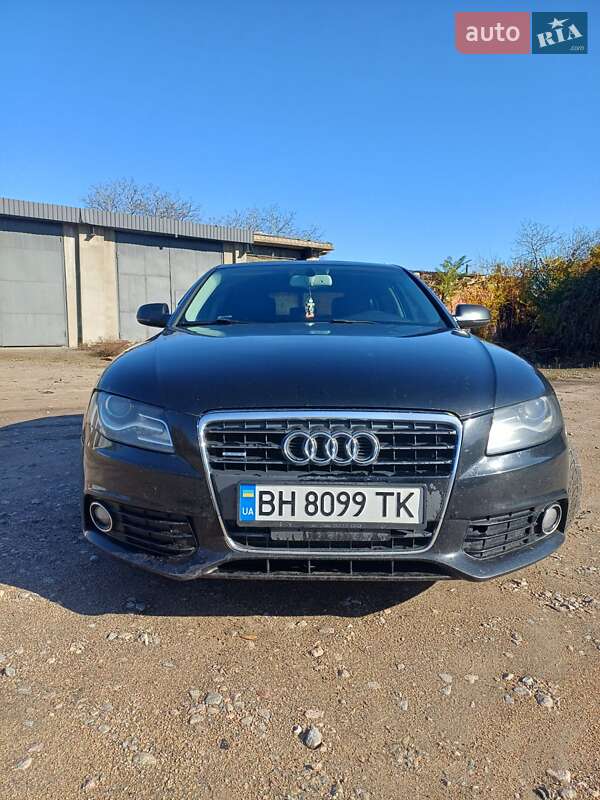 Седан Audi A4 2010 в Запоріжжі