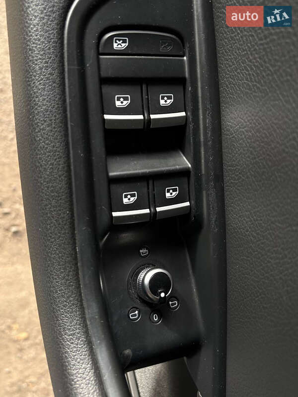 Седан Audi A4 2016 в Львові фото 20 Седан Audi A4 2016 в Львові