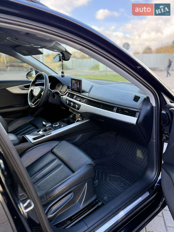Універсал Audi A4 2016 в Львові