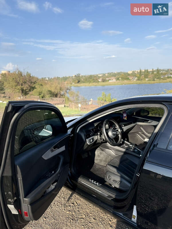 Седан Audi A4 2017 в Кривому Розі