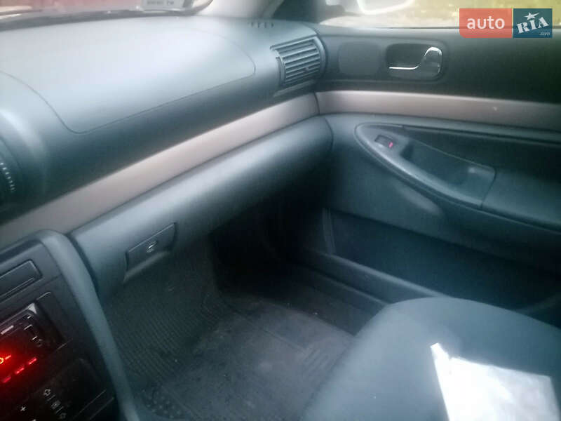 Седан Audi A4 1999 в Бурштині фото 2 Седан Audi A4 1999 в Бурштині
