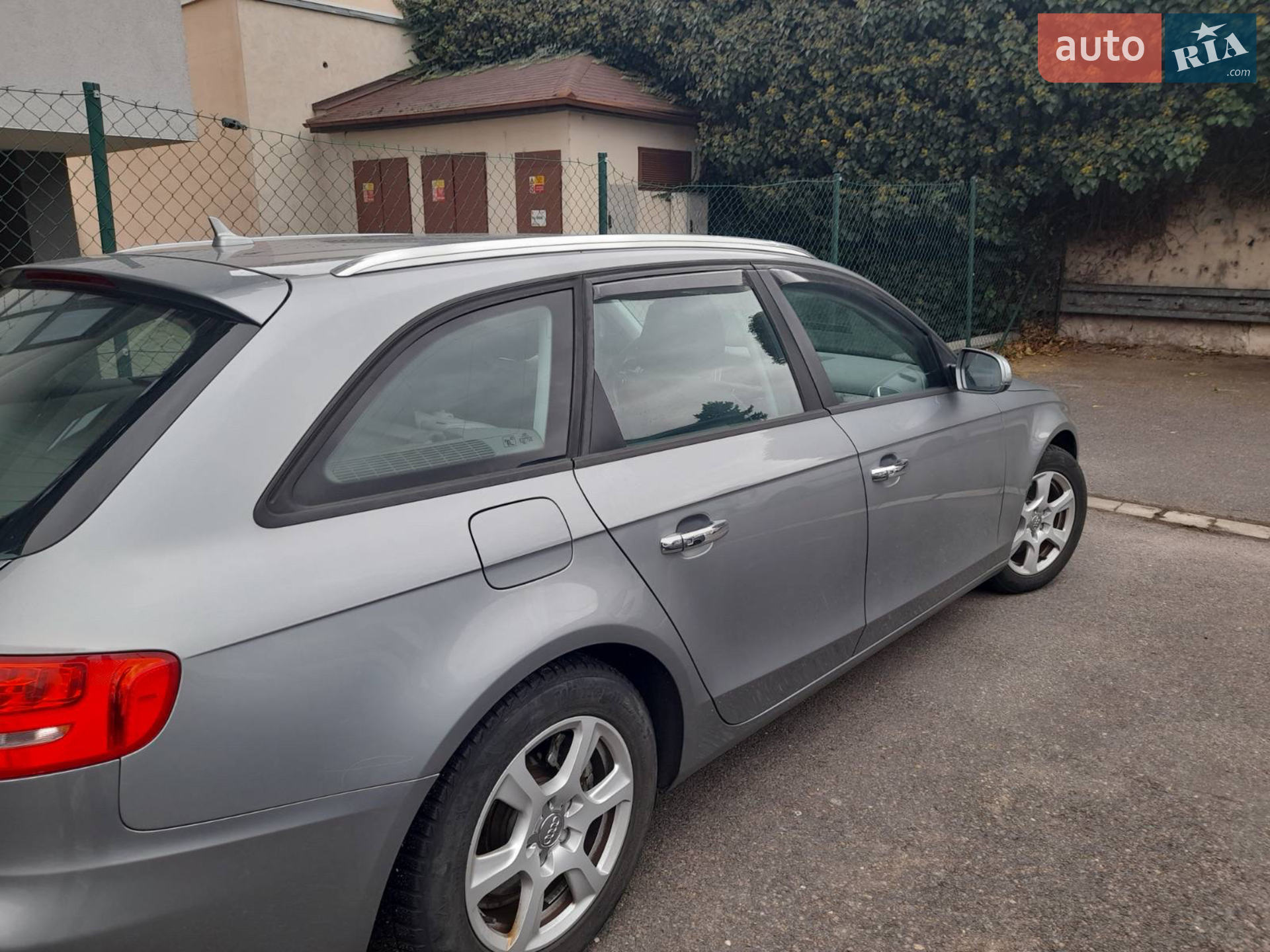 2010 Audi A4 - мініатюра 7
