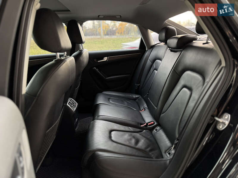 Седан Audi A4 2014 в Києві