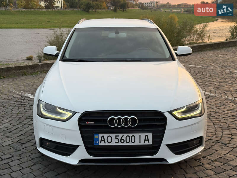 Универсал Audi A4 2013 в Мукачево
