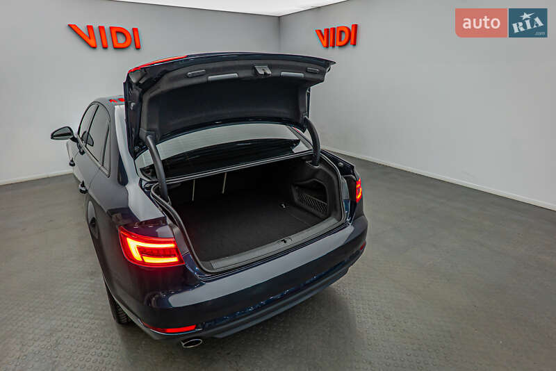 Седан Audi A4 2016 в Києві