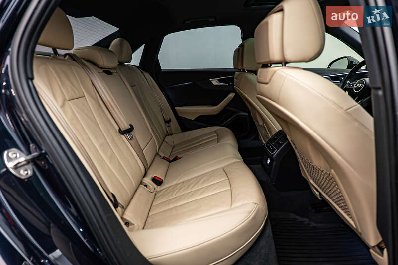Седан Audi A4 2016 в Києві