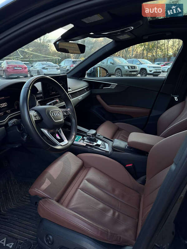 Седан Audi A4 2020 в Киеве
