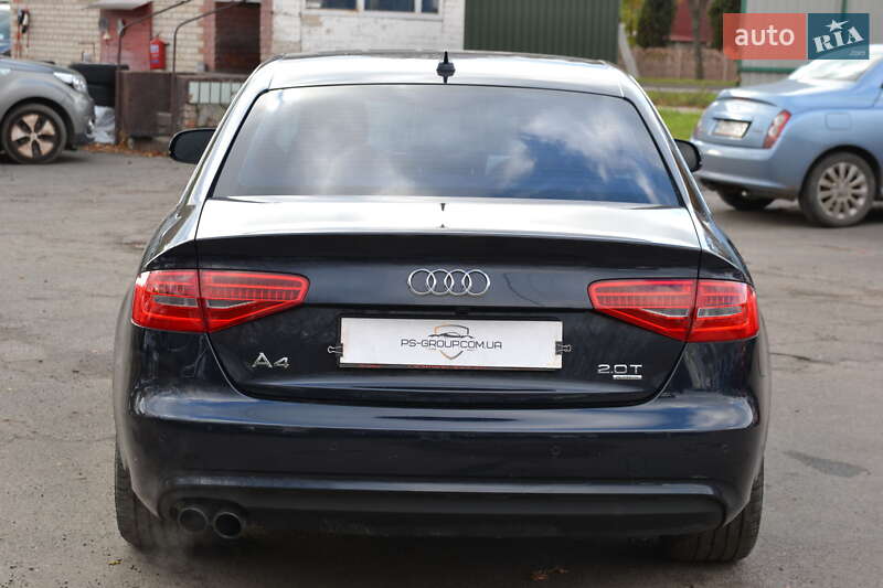 Седан Audi A4 2013 в Луцке
