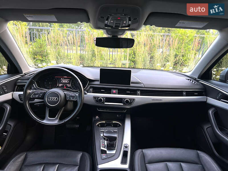 Седан Audi A4 2016 в Львові