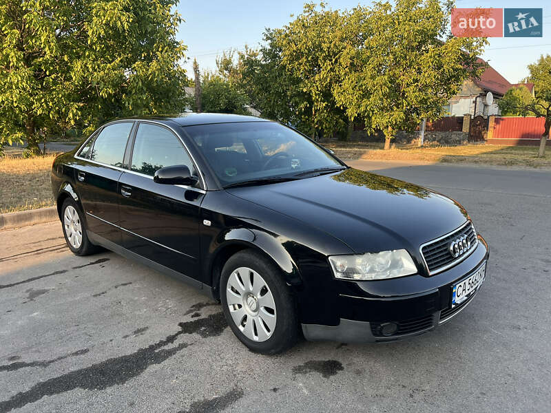 Седан Audi A4 2002 в Звенигородке