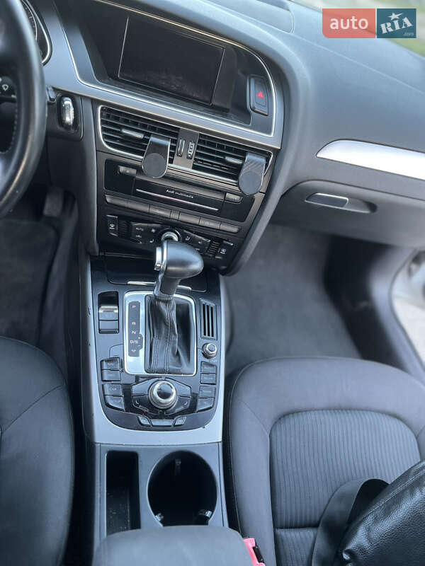 Универсал Audi A4 2012 в Тячеве