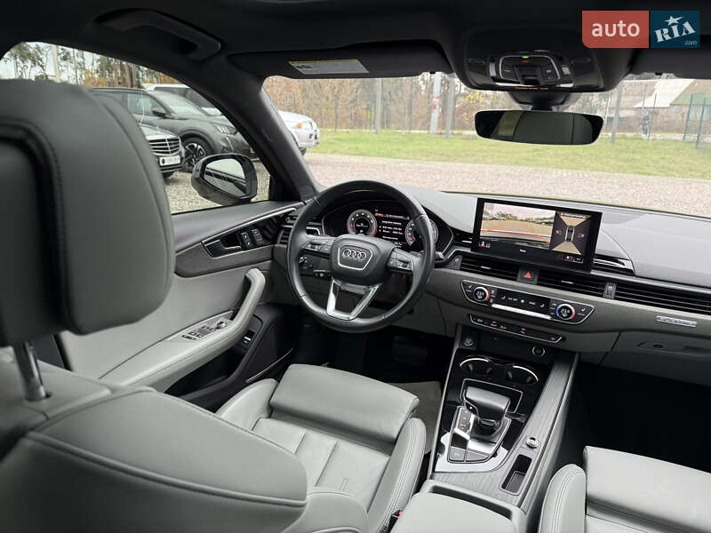 Седан Audi A4 2021 в Києві