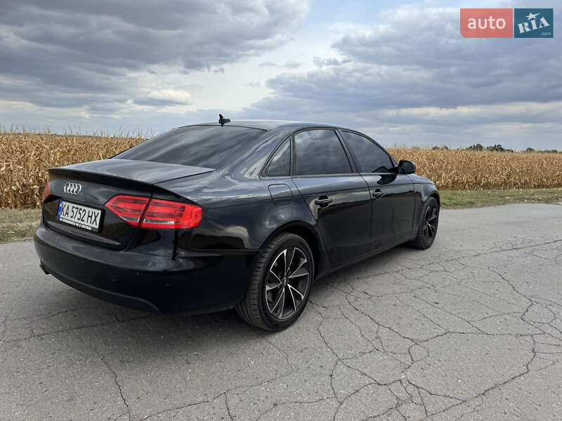 Седан Audi A4 2011 в Києві фото 4 Седан Audi A4 2011 в Києві
