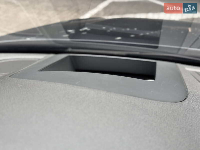 Седан Audi A4 2016 в Києві фото 38 Седан Audi A4 2016 в Києві