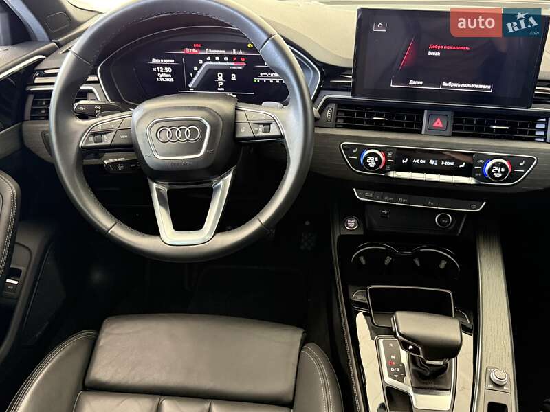 Седан Audi A4 2023 в Одессе