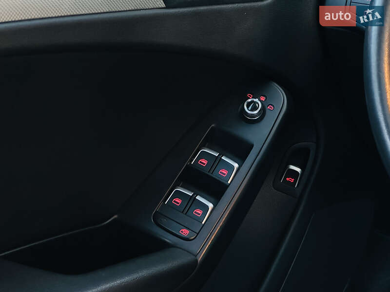 Седан Audi A4 2013 в Харькове фото 33 Седан Audi A4 2013 в Харькове