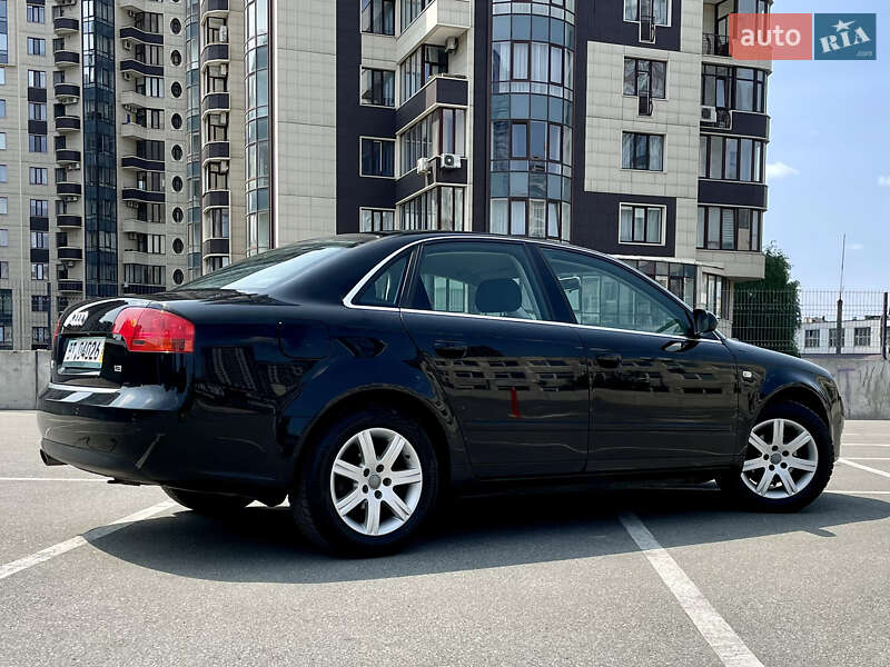 Седан Audi A4 2006 в Староконстантинове