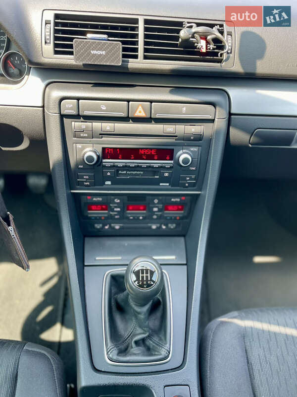 Седан Audi A4 2006 в Староконстантинове