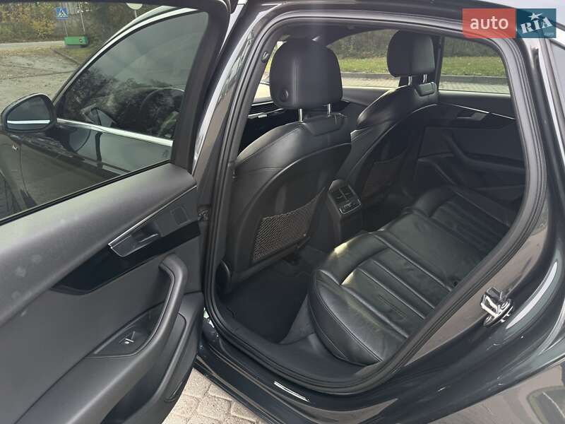 Седан Audi A4 2016 в Радивиліві