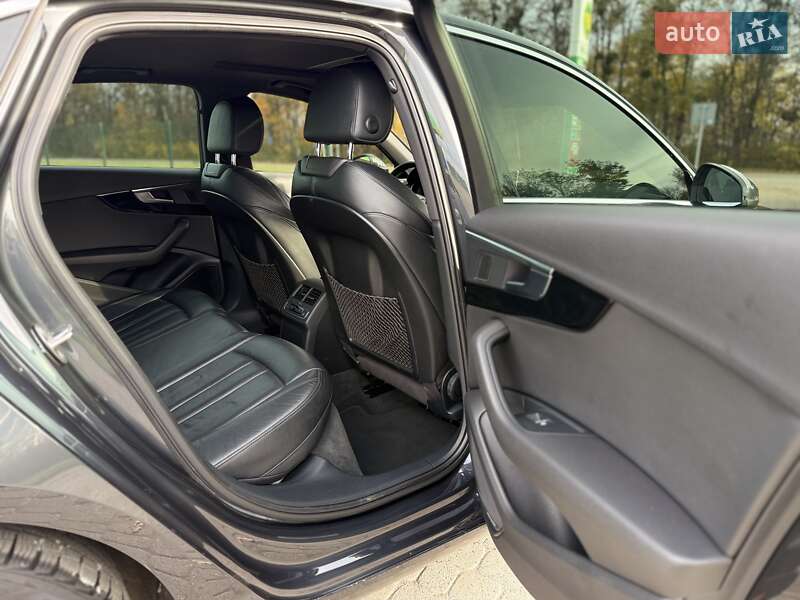 Седан Audi A4 2016 в Радивиліві