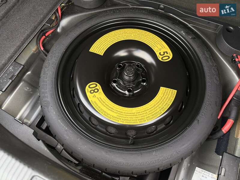 Седан Audi A4 2016 в Радивиліві