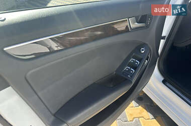 Седан Audi A4 2014 в Одессе