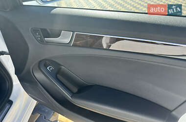 Седан Audi A4 2014 в Одессе