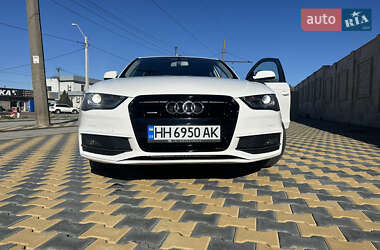 Седан Audi A4 2014 в Одессе