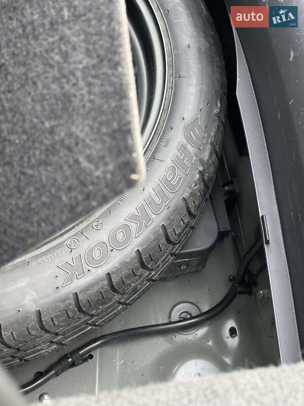 Седан Audi A4 2015 в Киеве