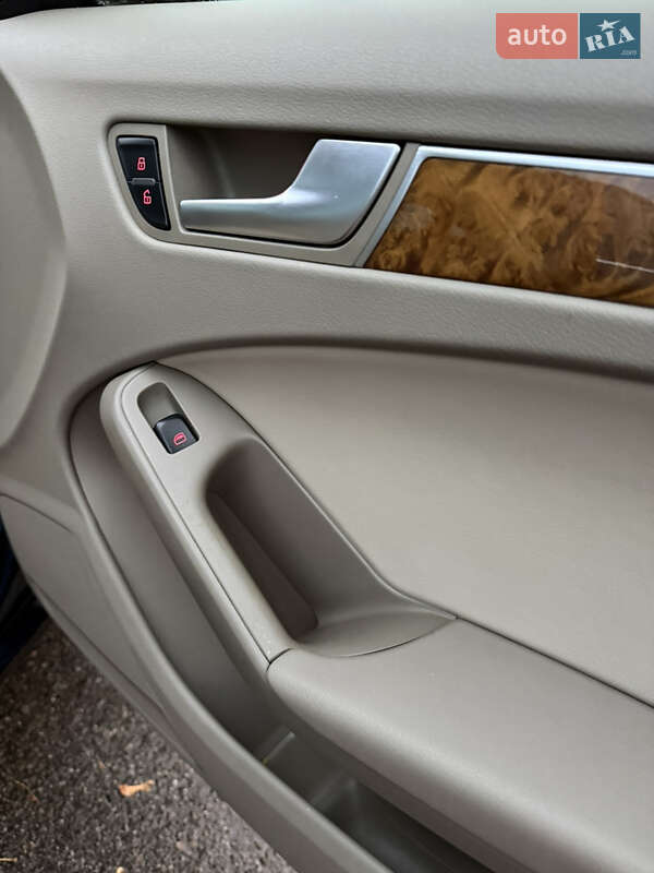 Седан Audi A4 2010 в Владимире фото 38 Седан Audi A4 2010 в Владимире
