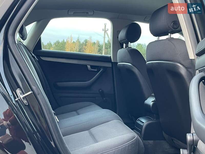 Седан Audi A4 2005 в Кам'янському