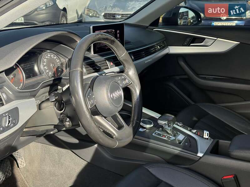 Седан Audi A4 2016 в Львові