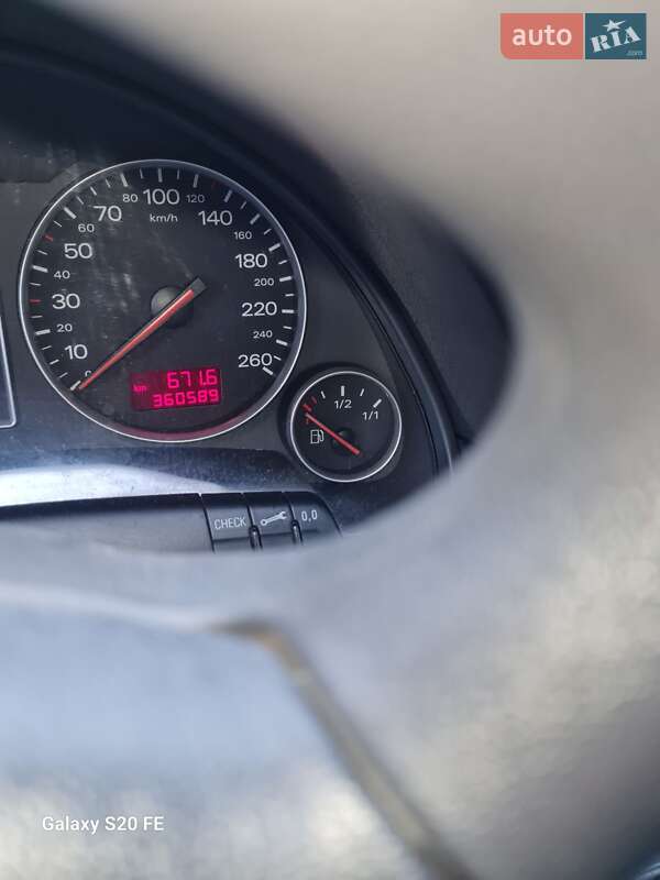 Универсал Audi A4 2002 в Шептицькому