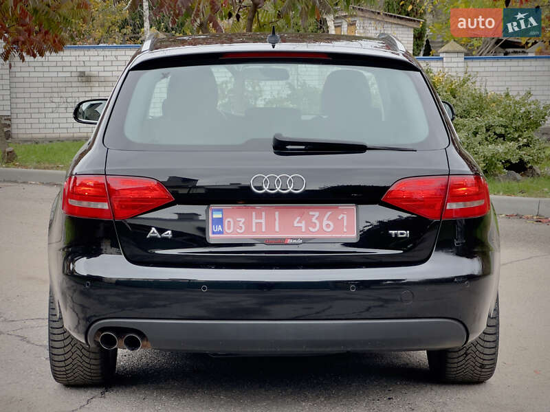 Универсал Audi A4 2011 в Смеле