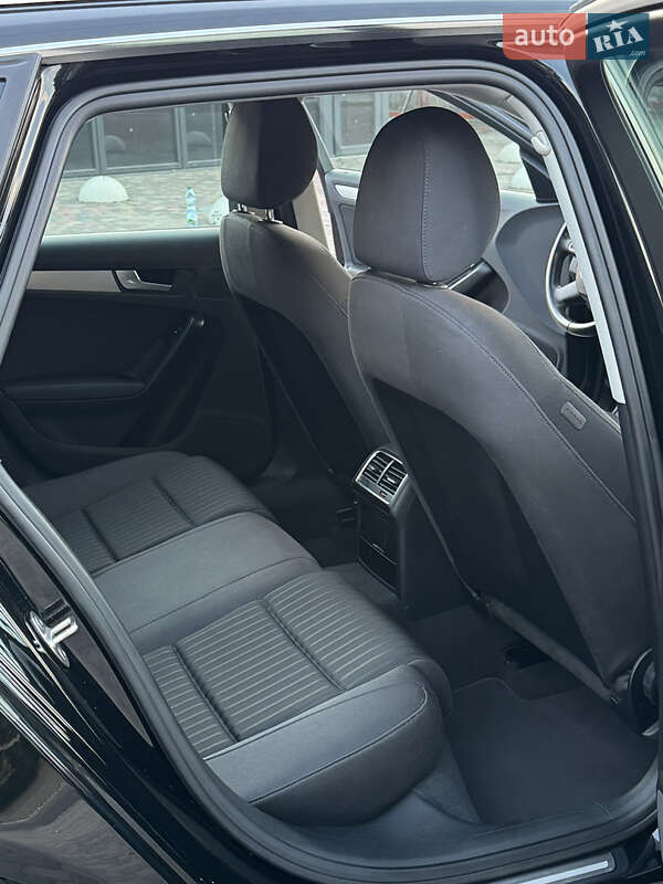 Универсал Audi A4 2011 в Смеле