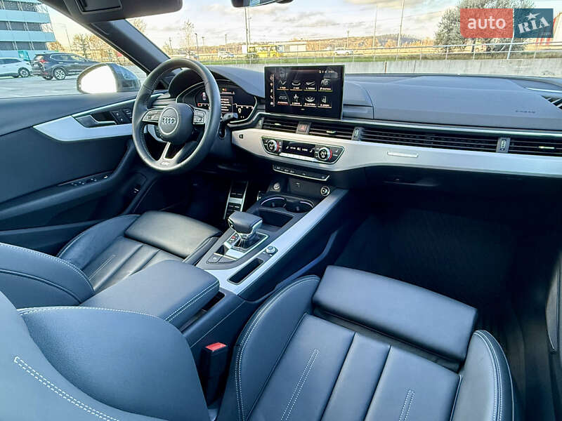 Седан Audi A4 2020 в Киеве