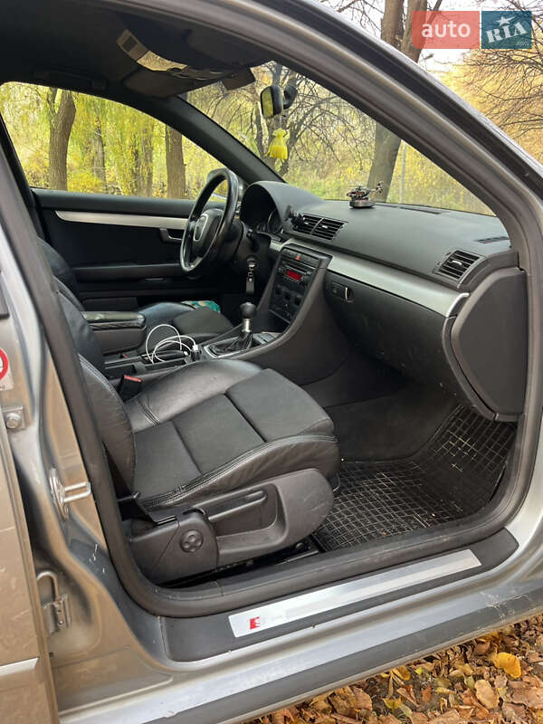 Универсал Audi A4 2004 в Луцке