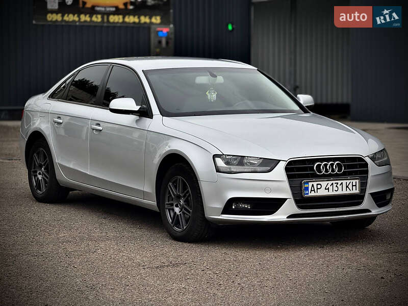 Седан Audi A4 2012 в Запорожье