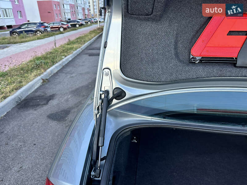 Седан Audi A4 2006 в Вінниці